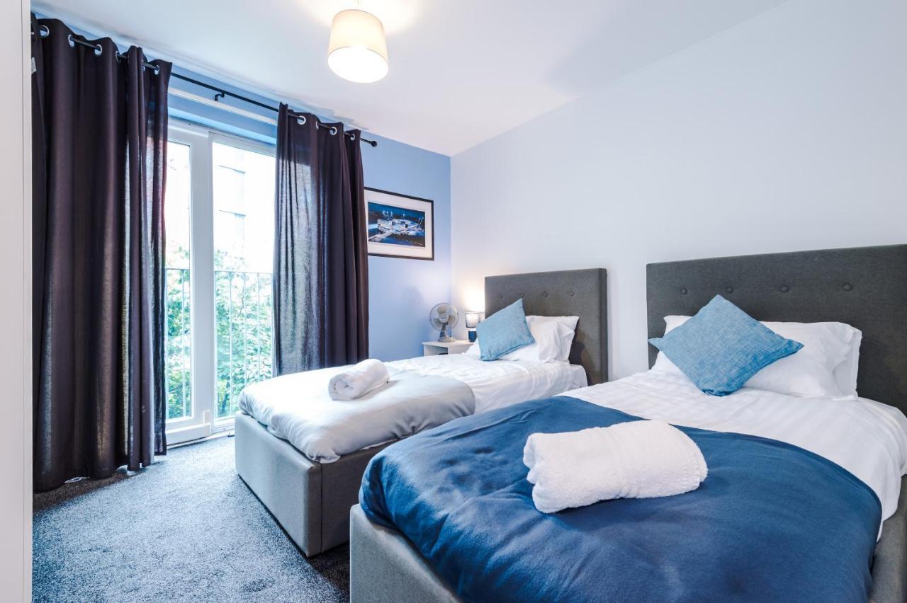 2 Bed Apartment With Balcony Private Parking Near Etihad Stadium, Coop Live Manchester Exterior photo